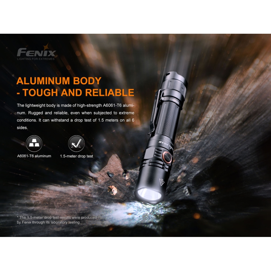 Fenix PD35V30 - LED Latarka akumulatorowa LED/2xCR123A IP68