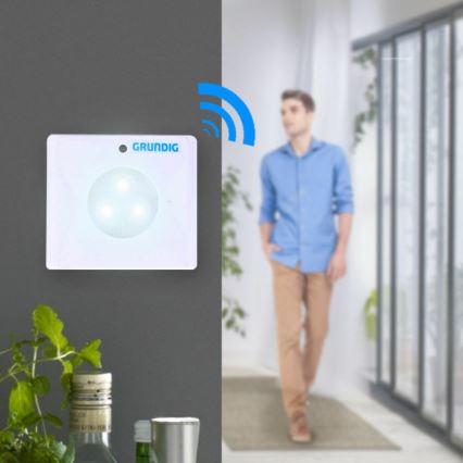 Grundig - LED lampka orientacyjna z czujnikiem 3xLED/3xAAA